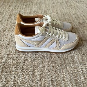 Hola x J Crew Daytona Sneakers New without Box/tags size 7 off white/natural